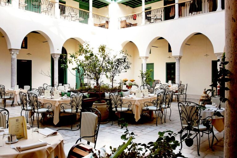 ristorante tradizionale Tunisi cucina tunisina
